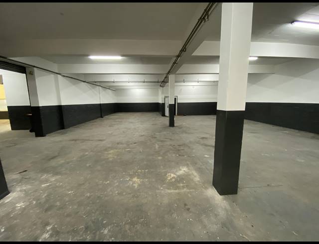 1,160M² WAREHOUSE TO LET IN MAITLAND